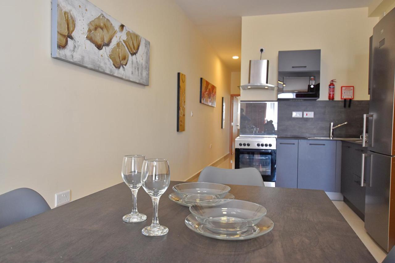 101 Moroni By Cast Renting Apartment Gzira Екстериор снимка